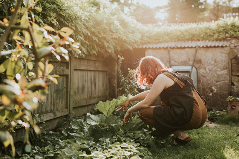 γυναίκα μειώνει τον κίνδυνο καρκίνου με την κηπουρική