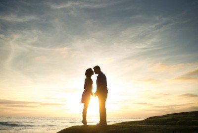 ζευγάρι αναρωτιέται αν υπάρχει τελικά παντοτινή αγάπη