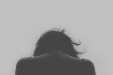 «Το βλέμμα της Μέδουσας»: Μαρτυρίες σεξουαλικής κακοποίησης και ψυχανάλυση