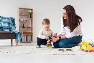 «ΚΟΙΤΑ ΜΕ ΝΑ ΠΑΙΖΩ»: η προσέγγιση που βοηθά παιδιά και γονείς να αποκτήσουν έναν ασφαλή δεσμό, αποκλειστικά στην Ελλάδα από το ΔΙΚΕΨΥ